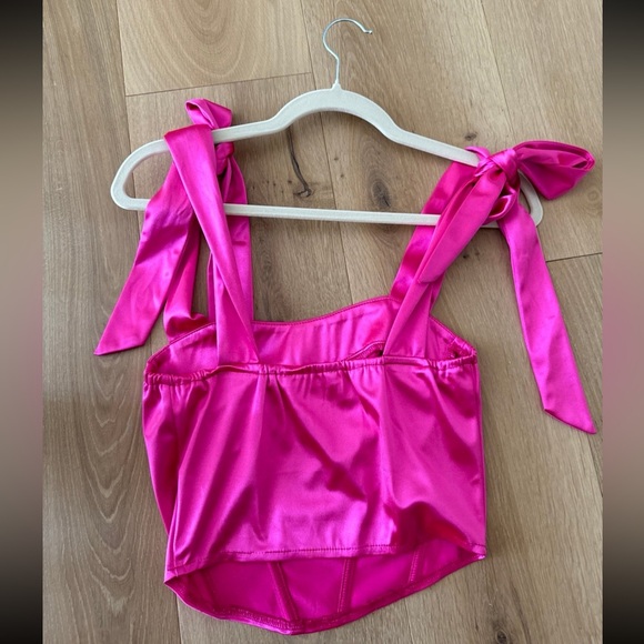 NWOT Pink Silky Cropped Tank - Picture 2 of 3